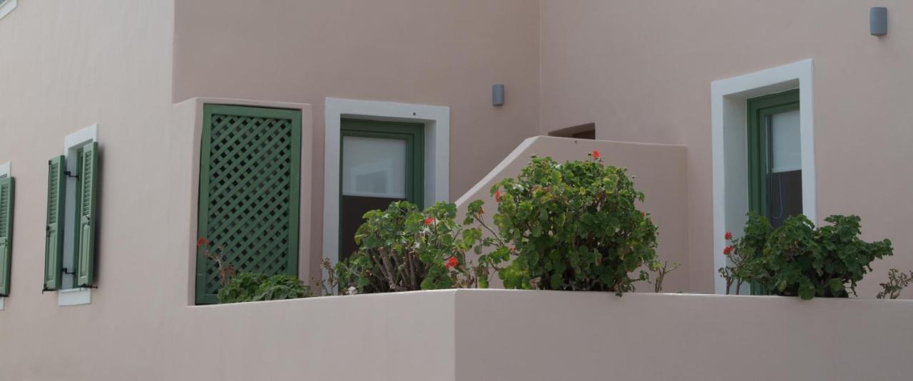 Pelican Hotel Fira  Exterior photo